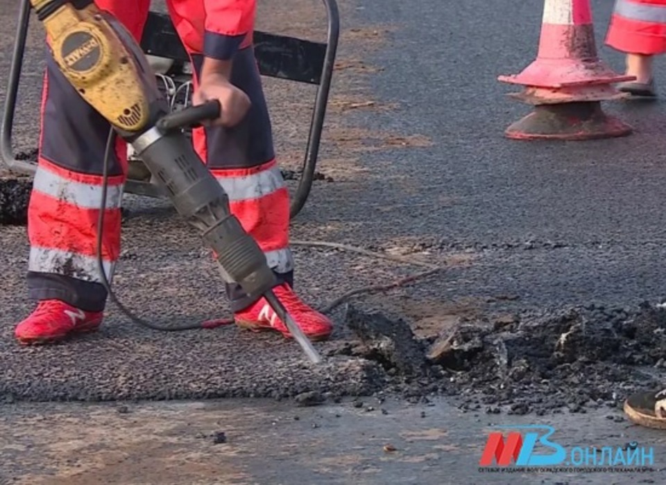 В Волгоградской области стартовал капремонт одиннадцати километров дороги