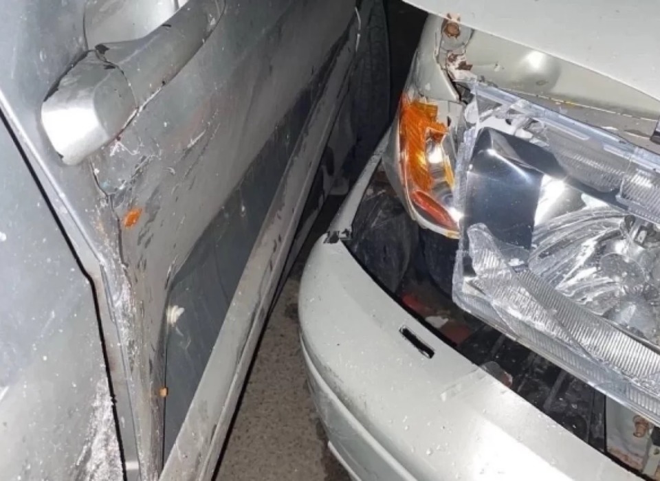 На видео попали разбившие авто на парковке в Волгограде водители