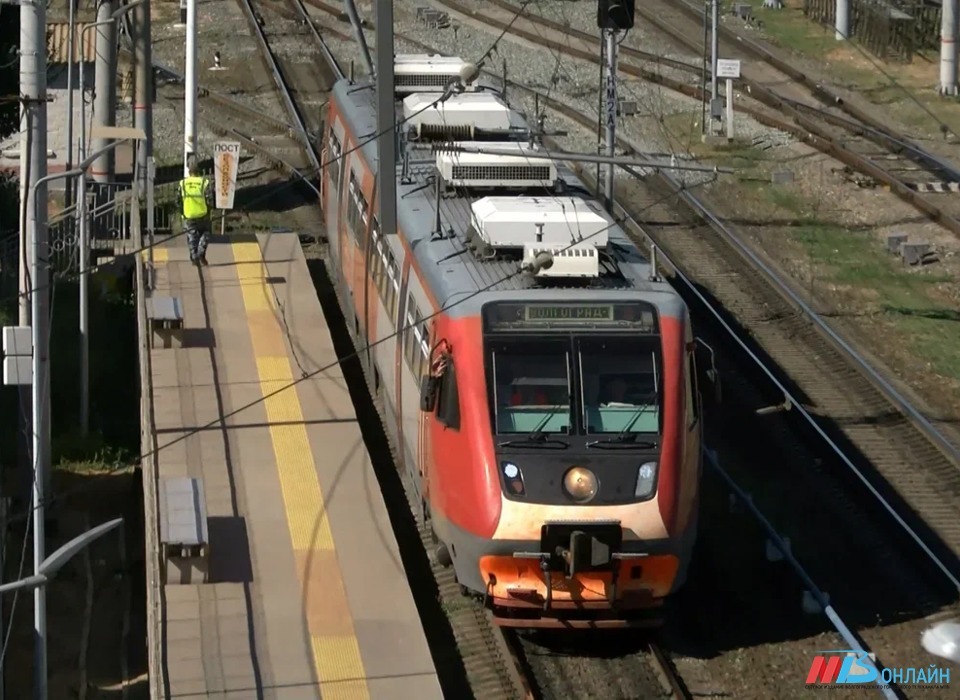 Две дополнительные электрички пустят для болельщиков футбола в Волгограде