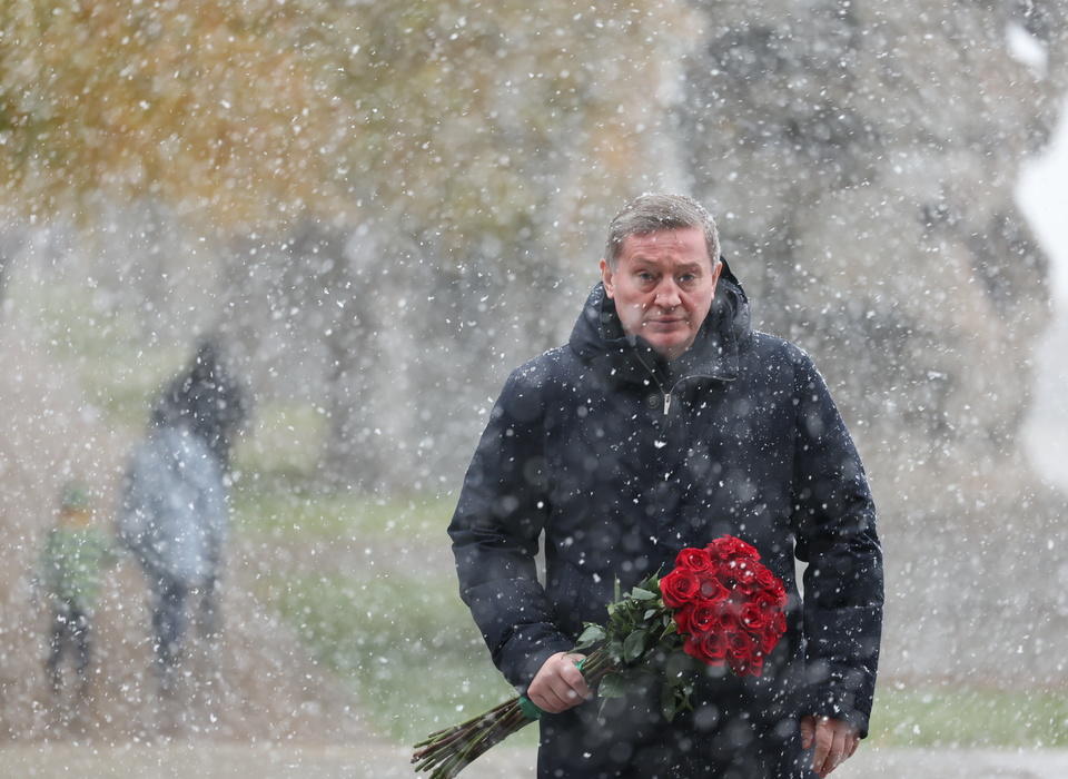 В День народного единства Андрей Бочаров посетил Мамаев курган