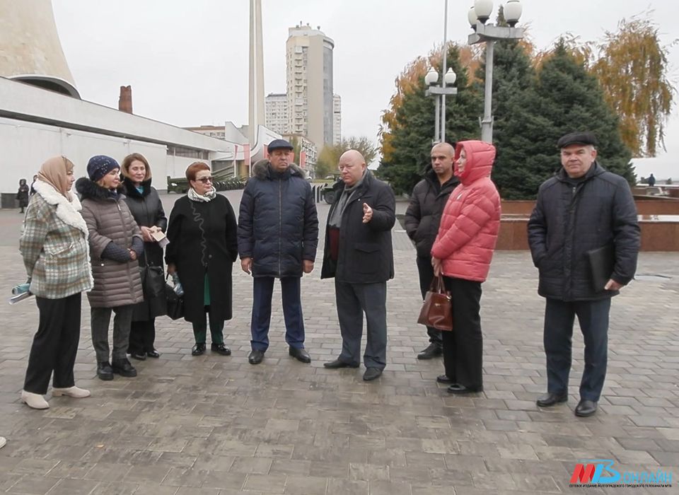 Депутаты регионального парламента и Волгоградской городской Думы оценили благоустройство участка Центральной набережной