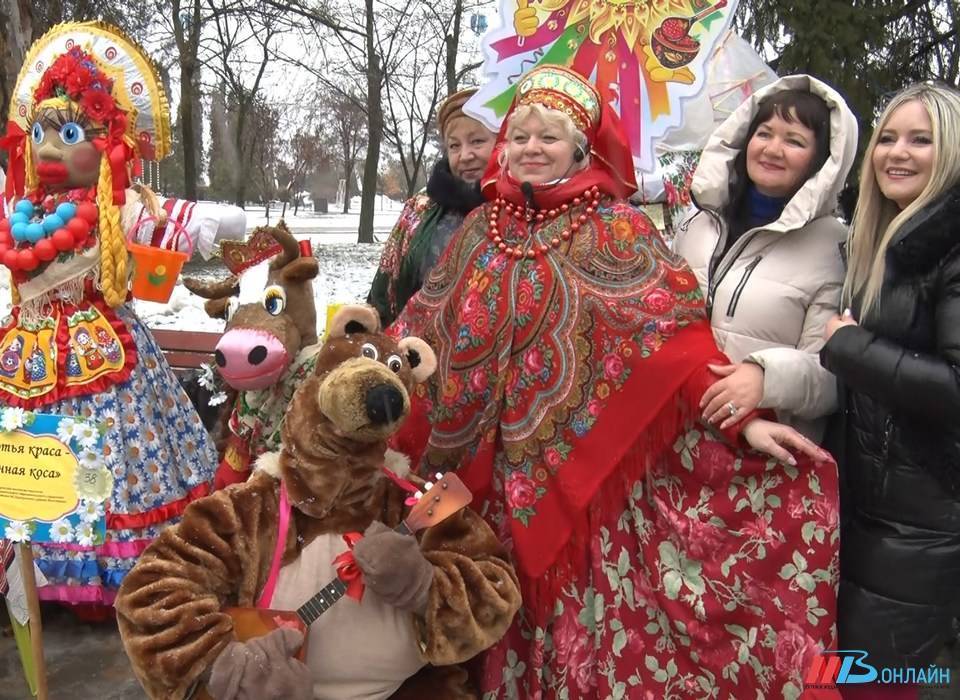 Волгоградцам рассказали, кого угощать блинами в среду