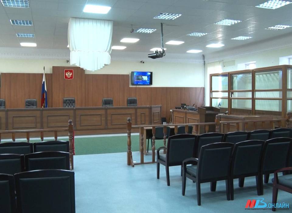 Волгоградец получил год принудительных работ за удар полицейского