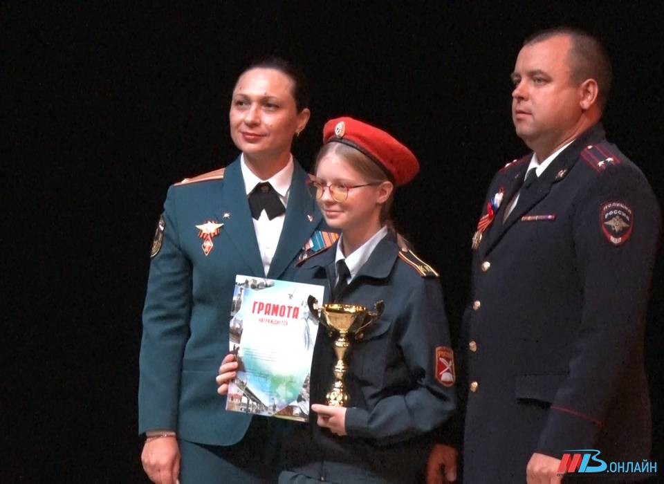 Более 350 волгоградских кадетов стали победителями школьных конкурсов, посвященных 80-летию Великой Победы