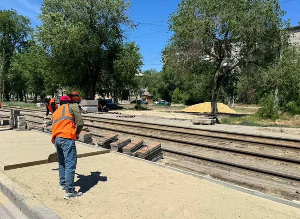В Волгограде благоустраивают проспект Металлургов