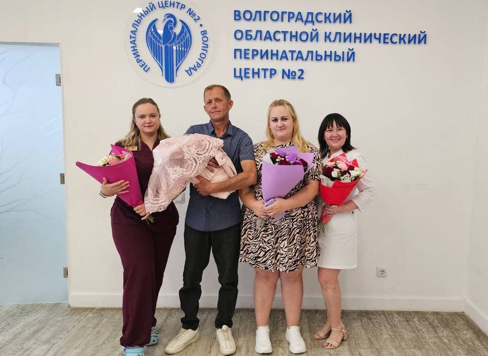 В Волгограде врачи спасли девочку весом 720 граммов