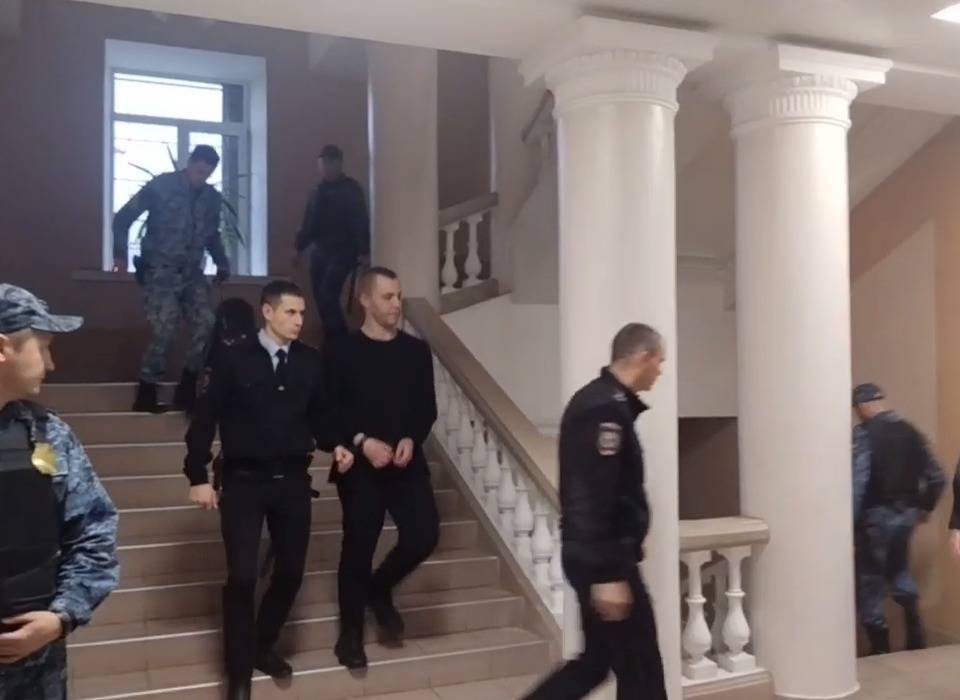 Отсутствие вестей от поджигателя Корана Никиты Журавеля обсуждают волгоградцы