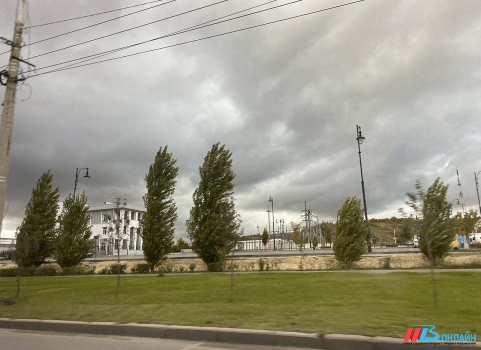 Грозы с порывистым ветром и дожди идут в Волгоградскую область