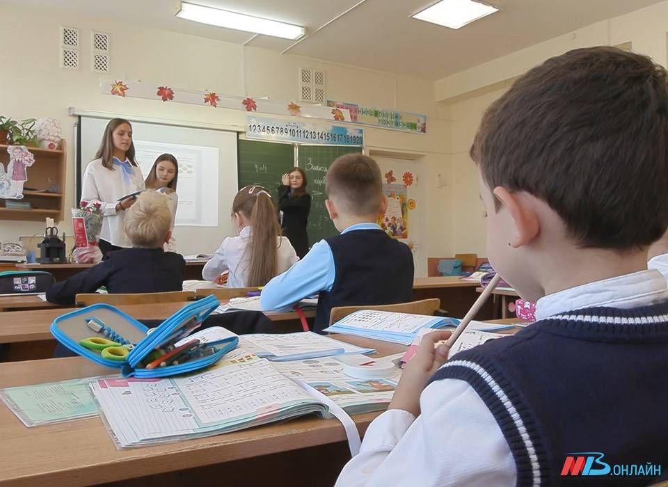 Волгоградские школы сократят объем домашних заданий и контрольных работ