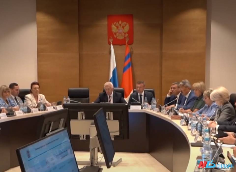 В Волгоградской области увеличили доходы и расходы бюджета на текущий год