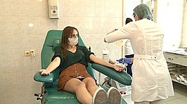 Как готовят и применяют «антиковидную» плазму крови в Волгоградской области • Актуальное интервью, выпуск от 10 ноября 2020