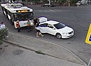 В Волгограде водитель иномарки резиновой палкой напал на водителя троллейбуса