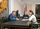 Андрей Бочаров и Анна Кузнецова обсудили реализацию соцпроектов в Волгоградской области