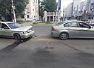 В Волгограде ищут водителя «двенадцатой», который скрылся с места ДТП с BMW
