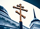 Фотоссесию с православным крестом устроила юная жительница Волгограда