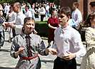 Сотни будущих педагогов станцевали Вальс Победы в Волгограде