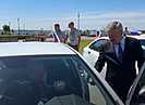 35 автомобилей с ручным управлением передали ветеранам в Волгограде